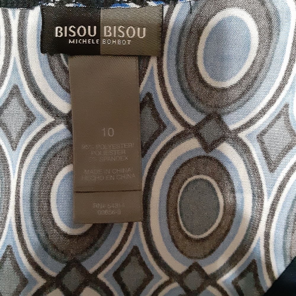 Dress - Picture 2 of 2